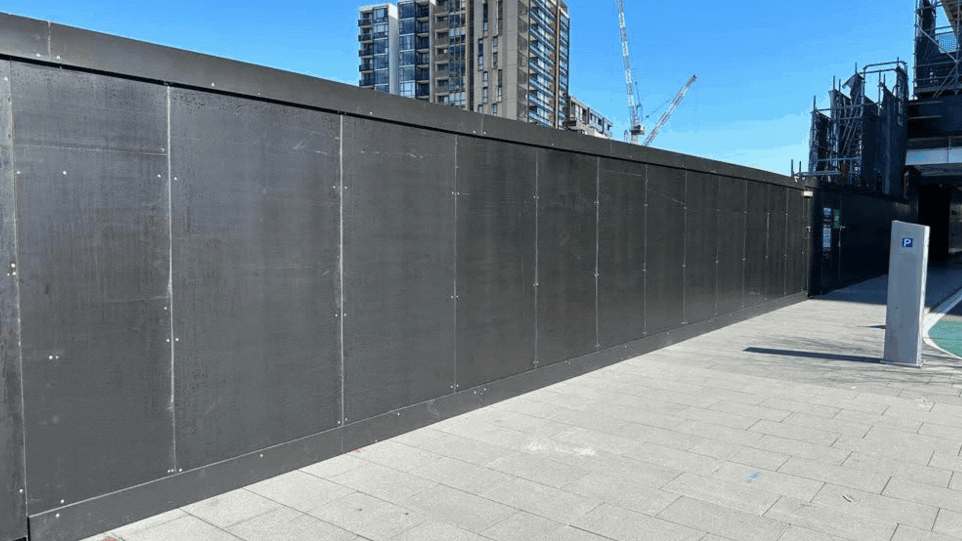 CITY OF SYDNEY HOARDINGS | WHAT MAKES US THE EXPERTS...